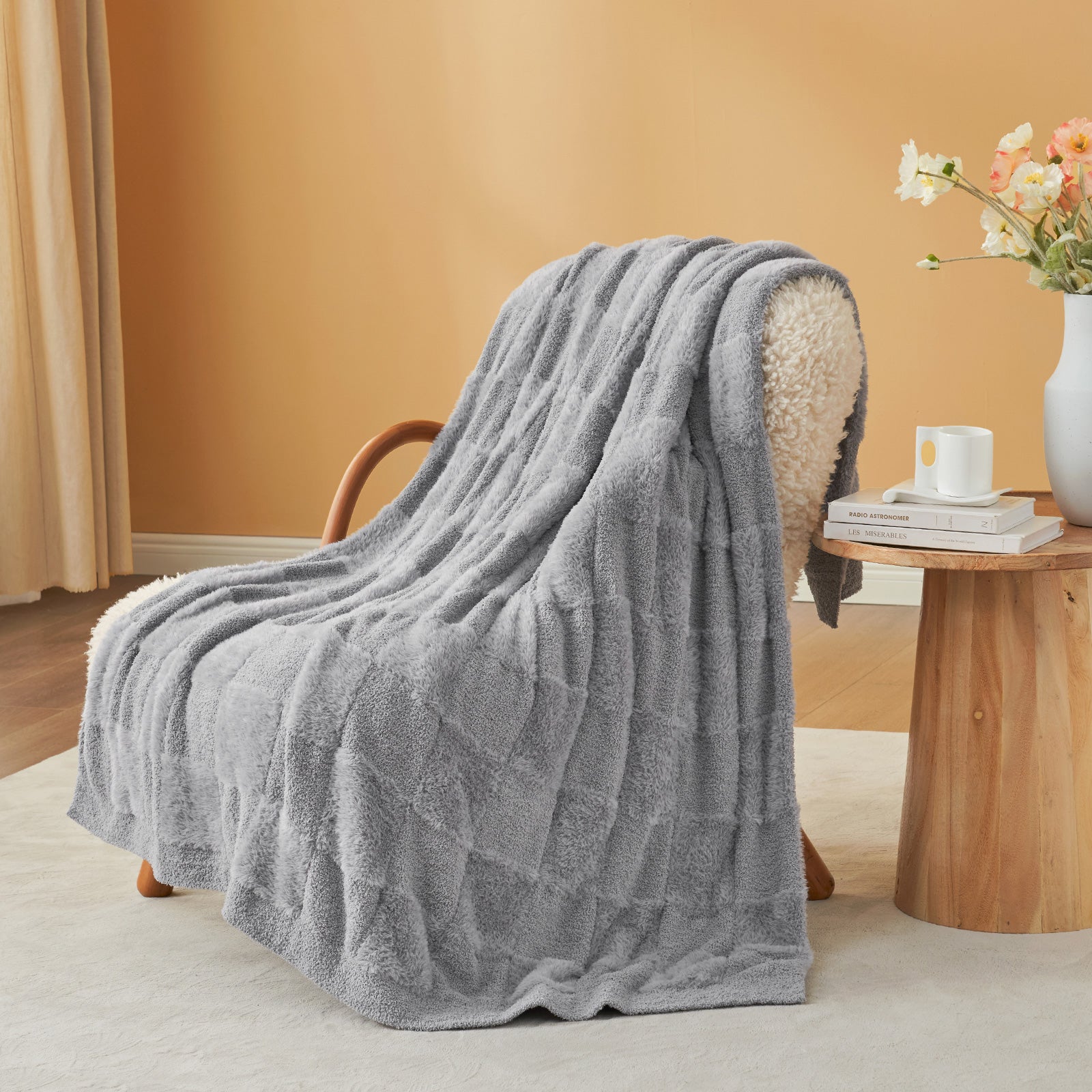 Checkered Faux Fur Microfiber Blanket - #Color_Solid Light Grey