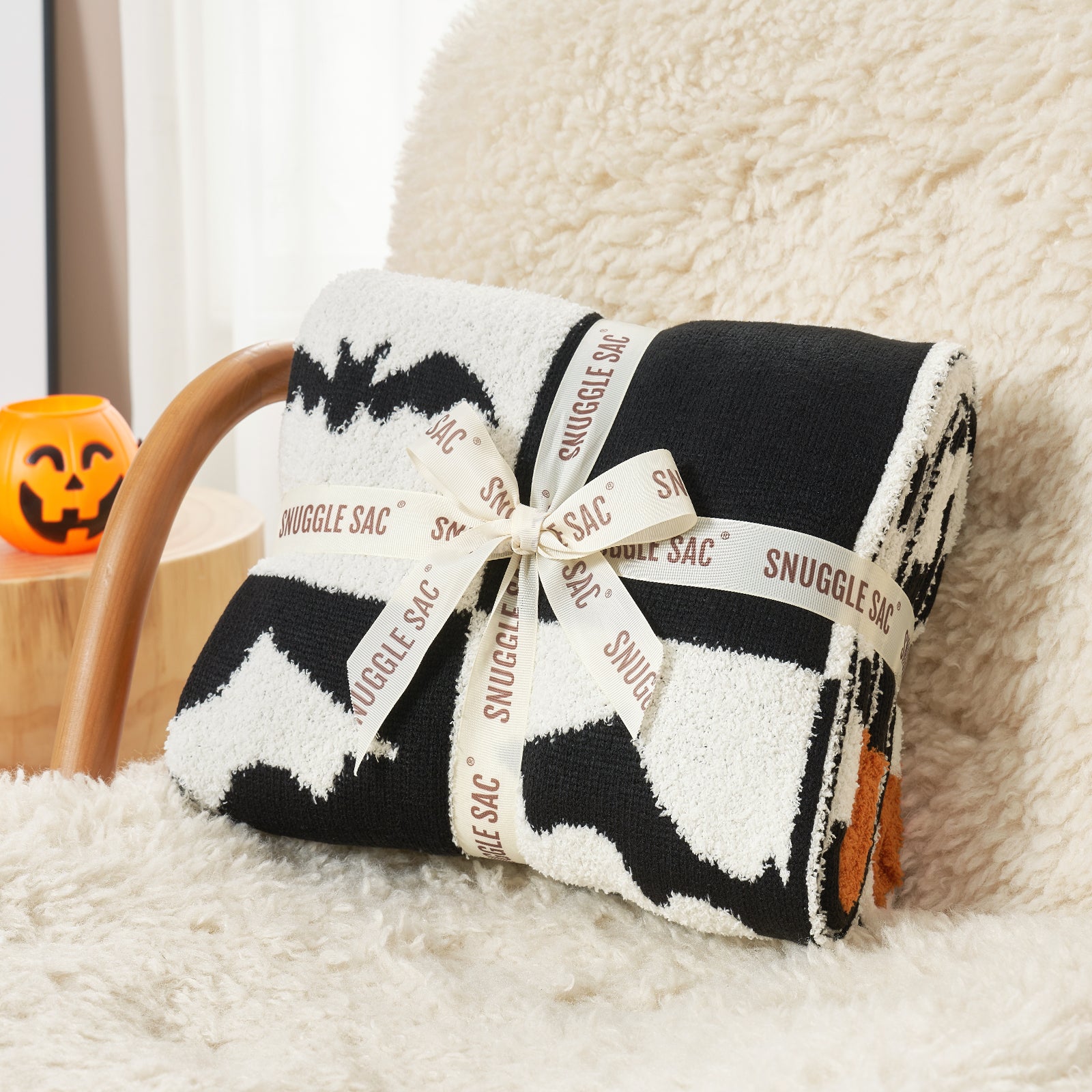 Halloween Checkered Bat Throw Blanket