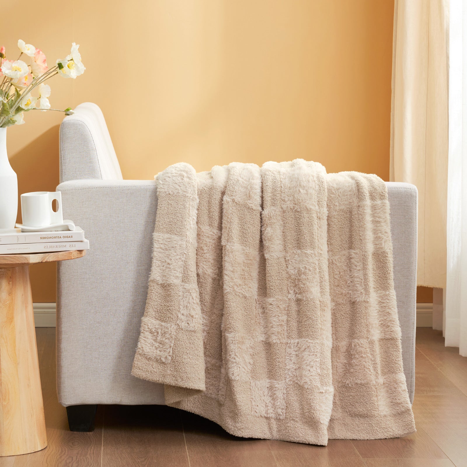Checkered Faux Fur Microfiber Blanket - #Color_Solid Beige