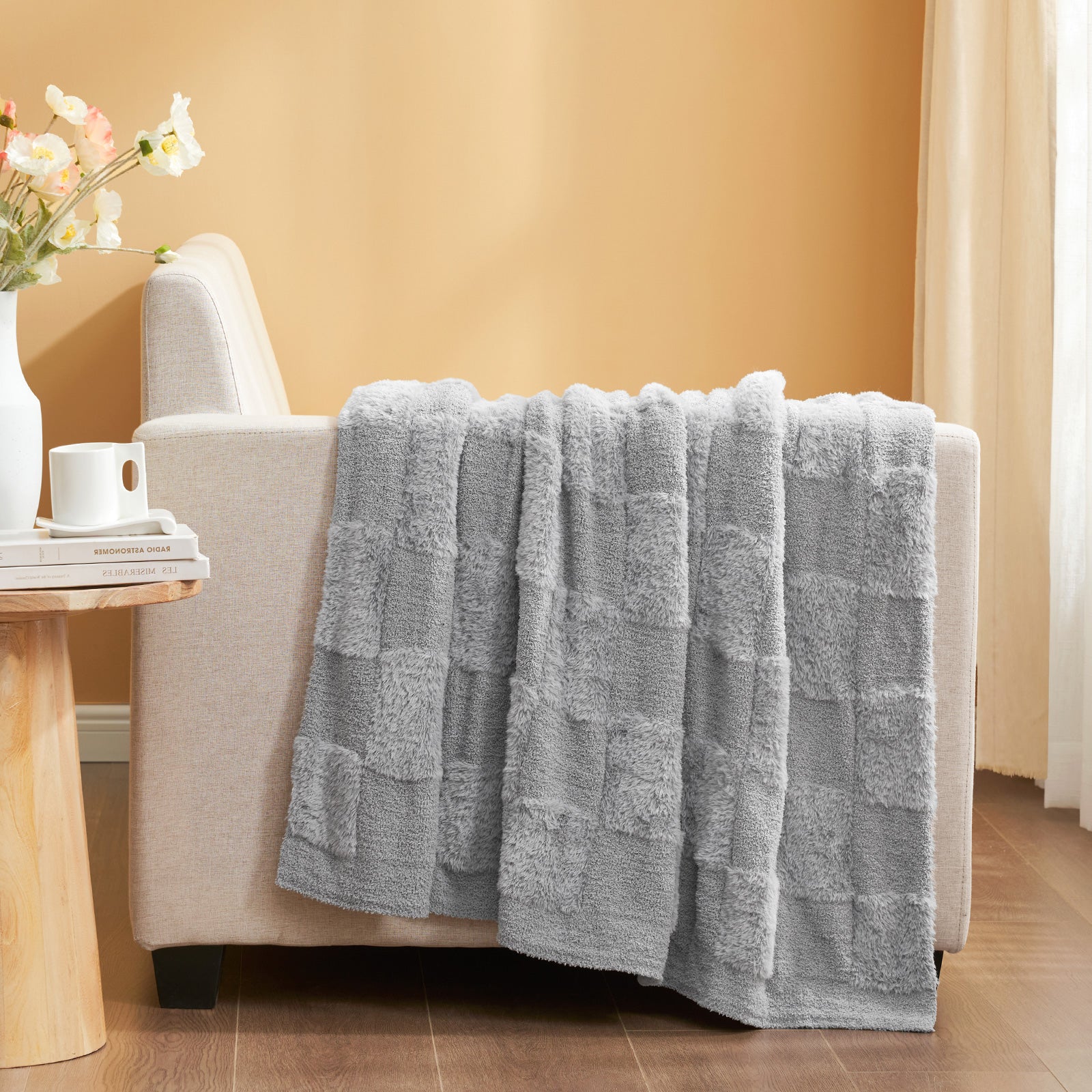 Checkered Faux Fur Microfiber Blanket - #Color_Solid Light Grey