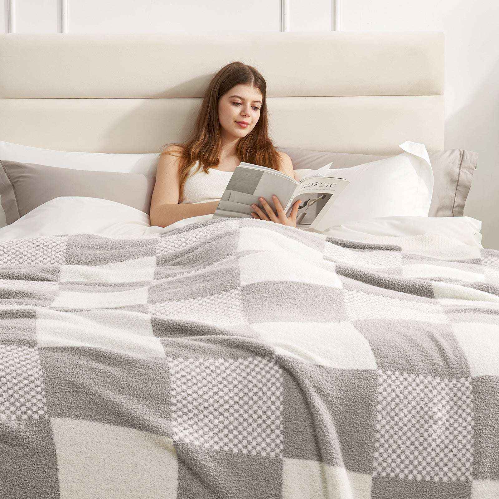 Checkered Throw Blanket - Snuggle Sac - #Color_Grey