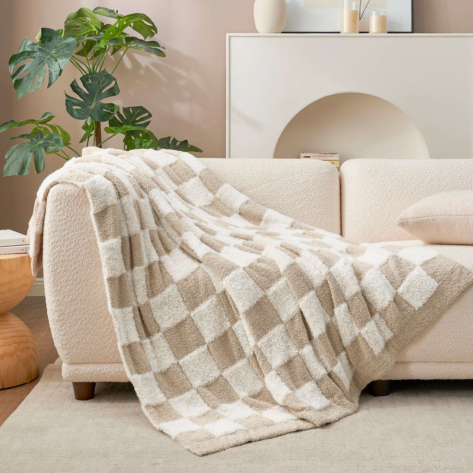 Checkered Faux Fur Microfiber Blanket - #Color_Beige White