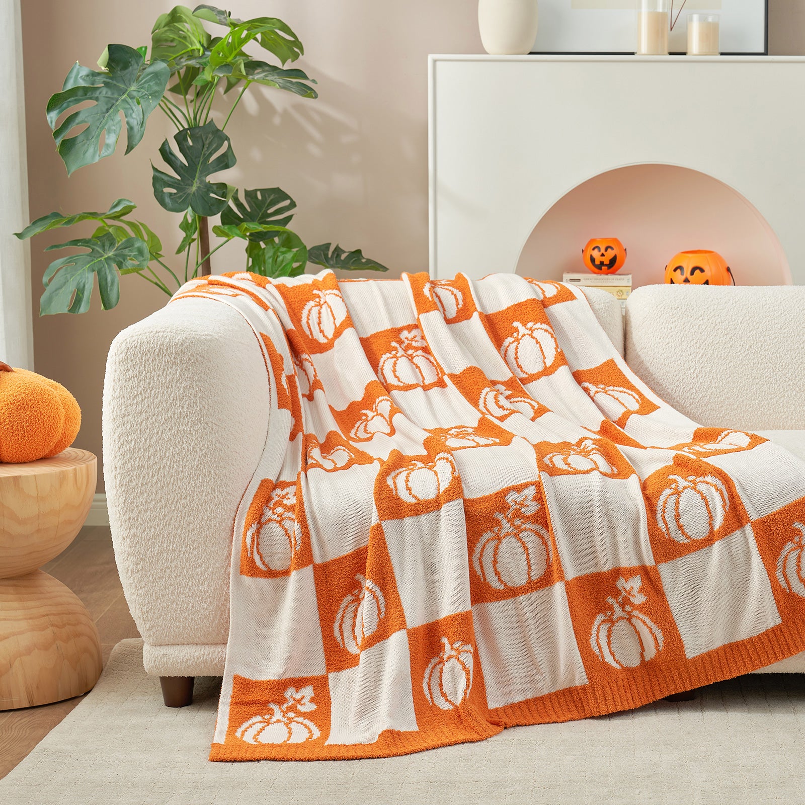 Halloween Checkered Orange Pumpkin Blanket
