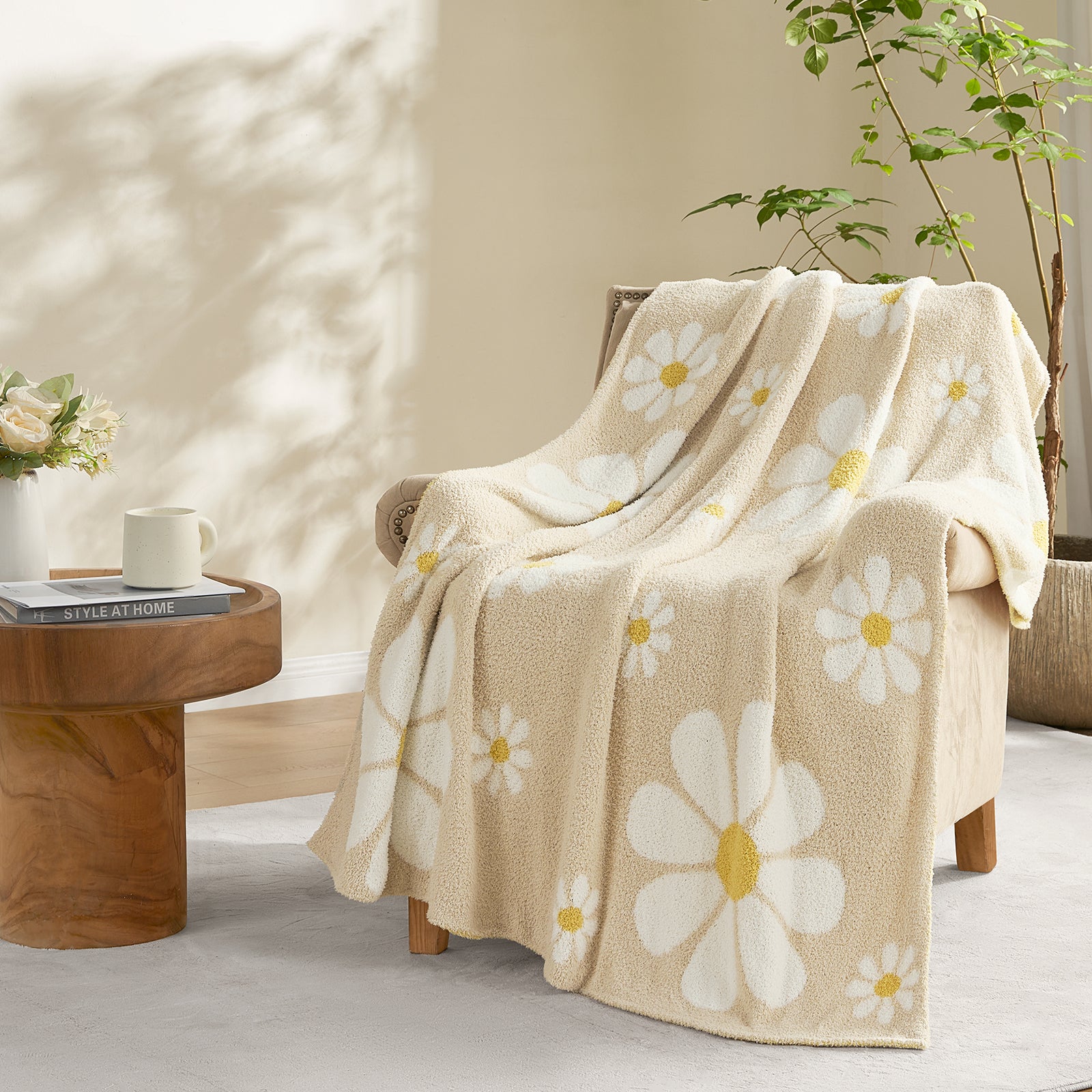 SnugCozy Spring Floral Feather Yarn Knit Throw Blanket