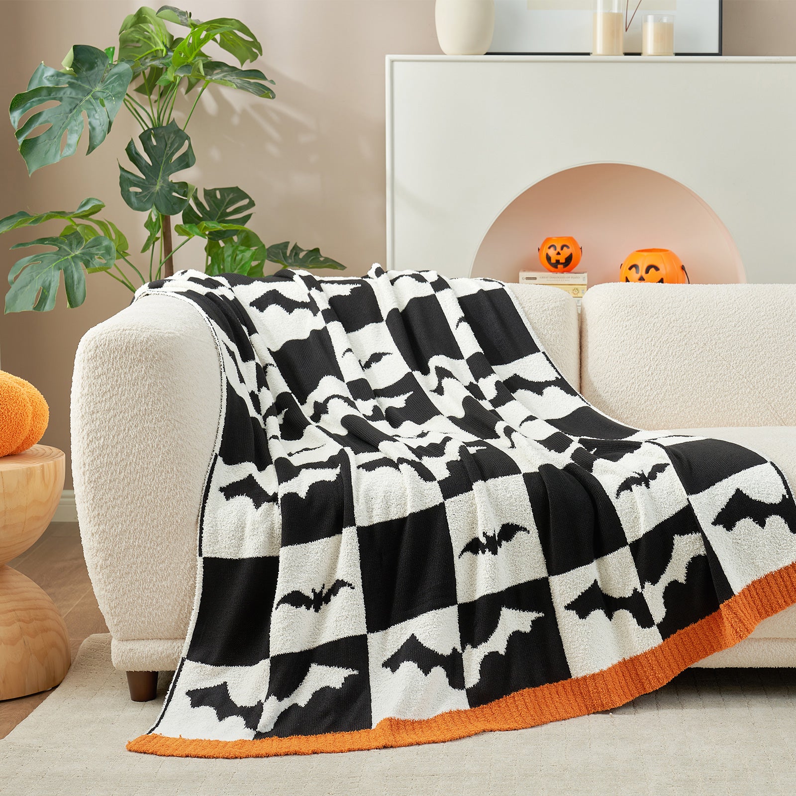 Halloween Checkered Bat Throw Blanket