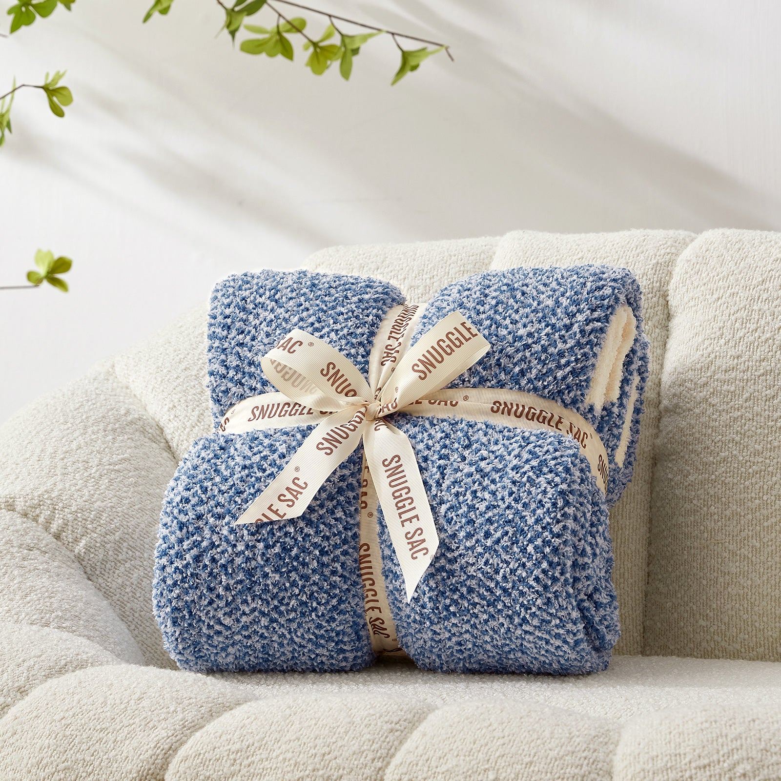 SnugCozy Essential Heather Feather Yarn Throw Blanket