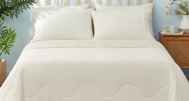 How to Make a Small Bedroom Feel More Comfortable