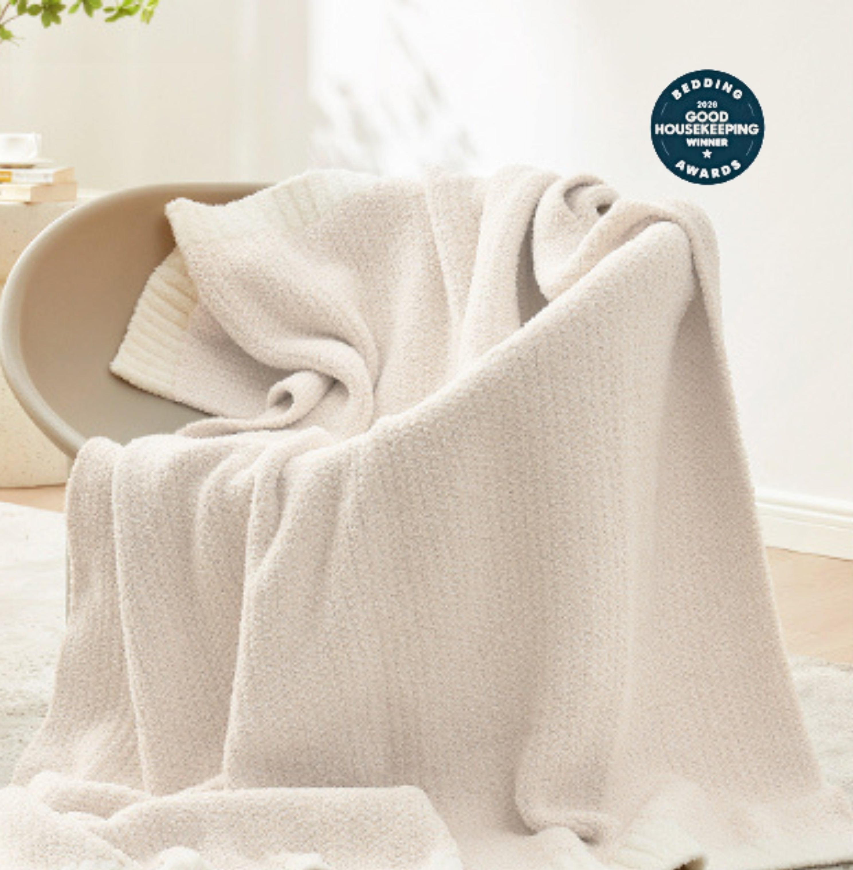 Best Lightweight Throw Blanket: Cozy &  Breathable Options (2026 Guide)