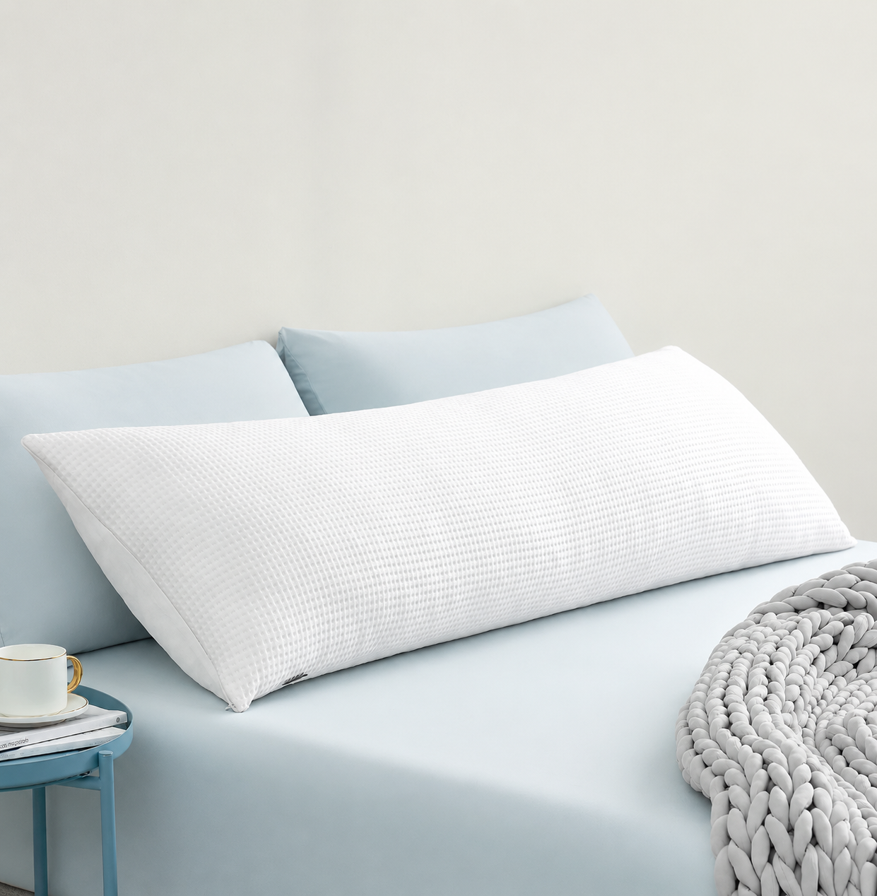 How a Cooling Body Pillow Supports Deeper, More Comfortable Sleep