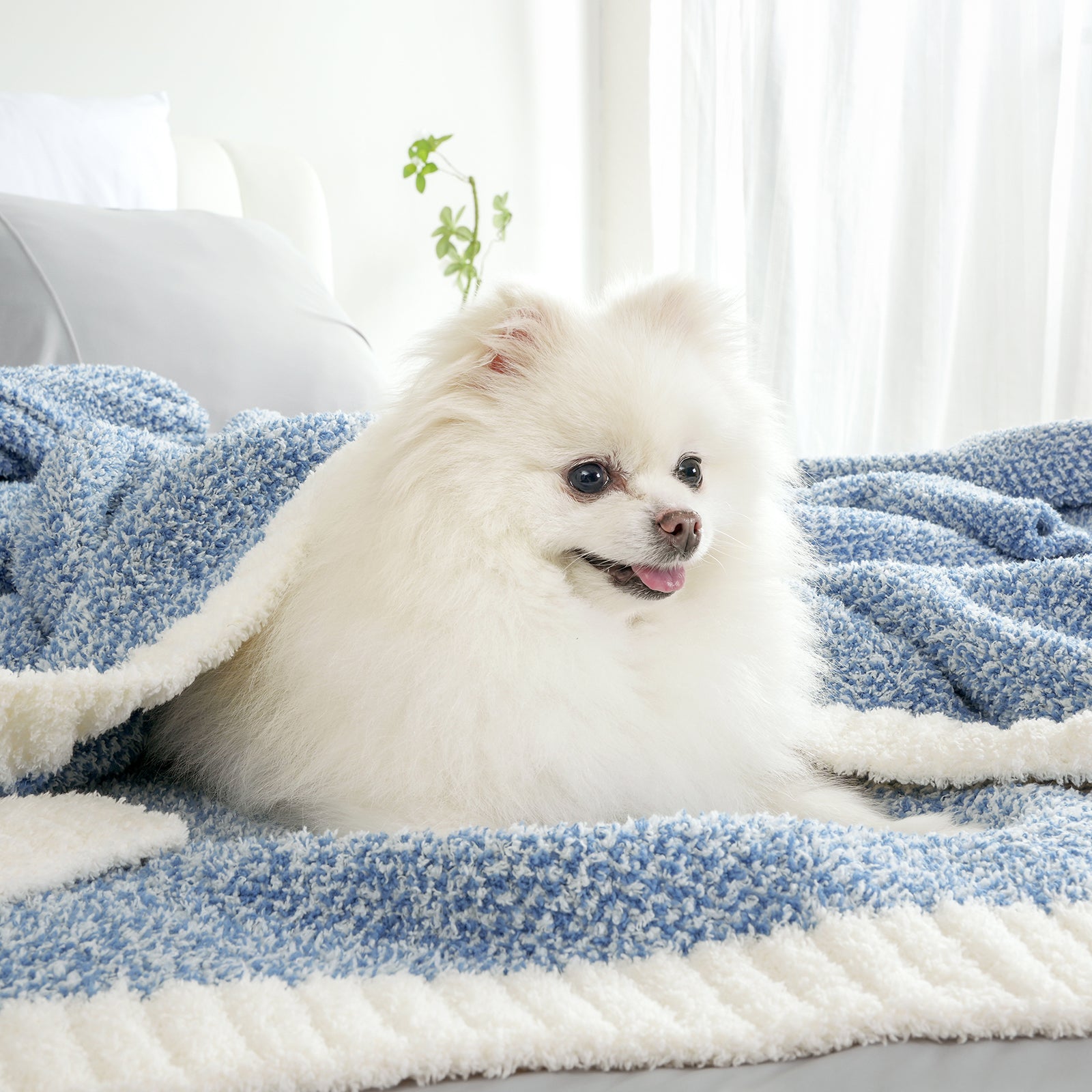 SnugCozy Essential Heather Feather Yarn Throw Blanket