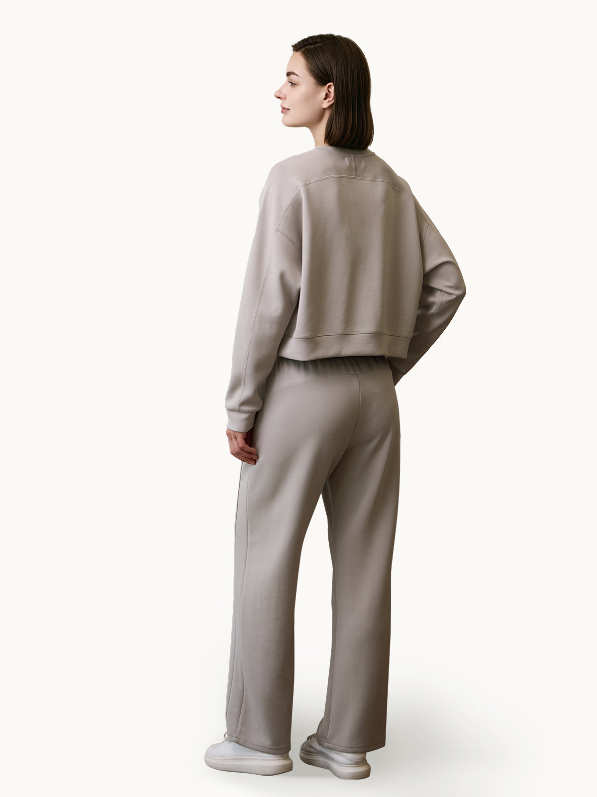 #color_Solid Light Grey