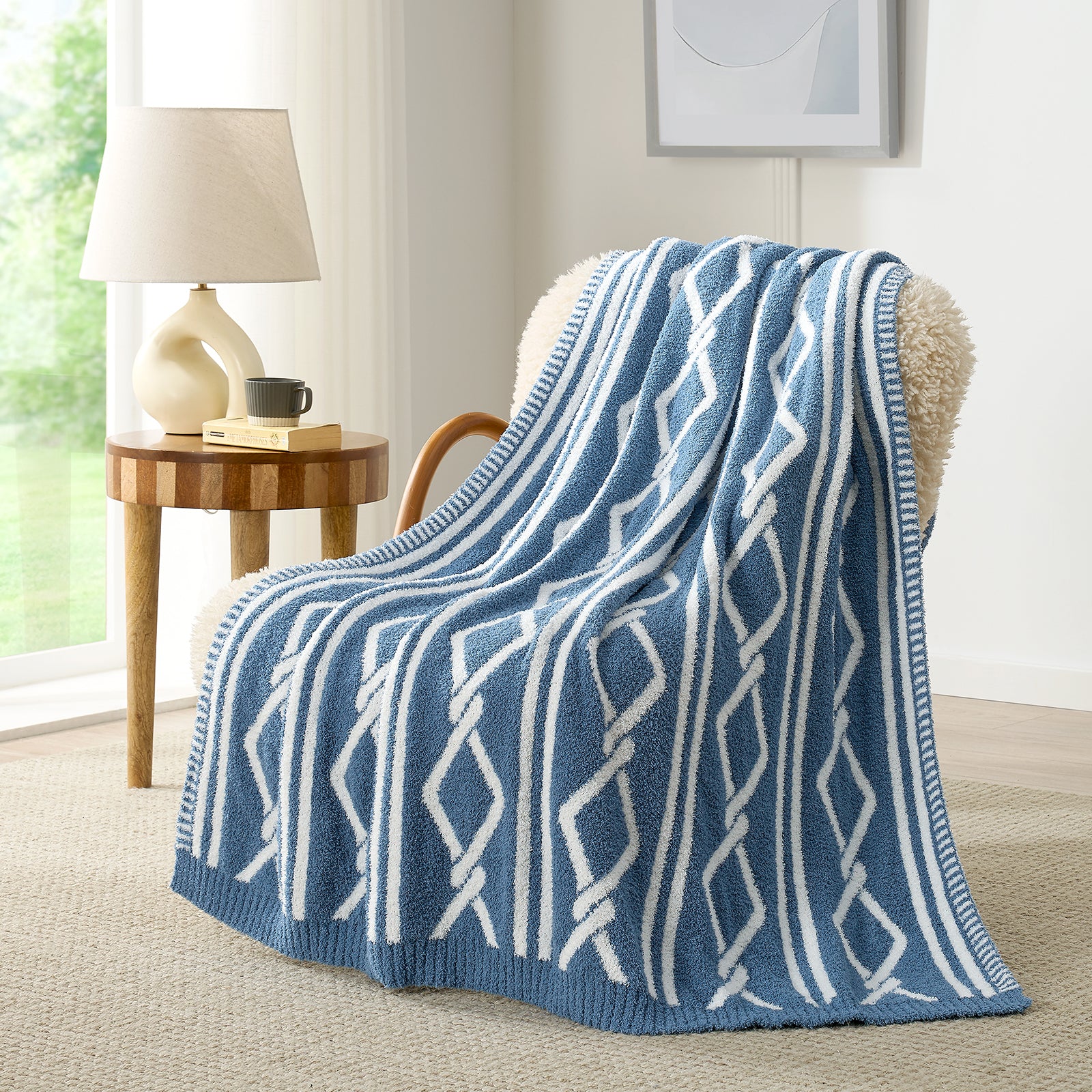 SnugCozy Aesthetic Boho Feather Yarn Throw