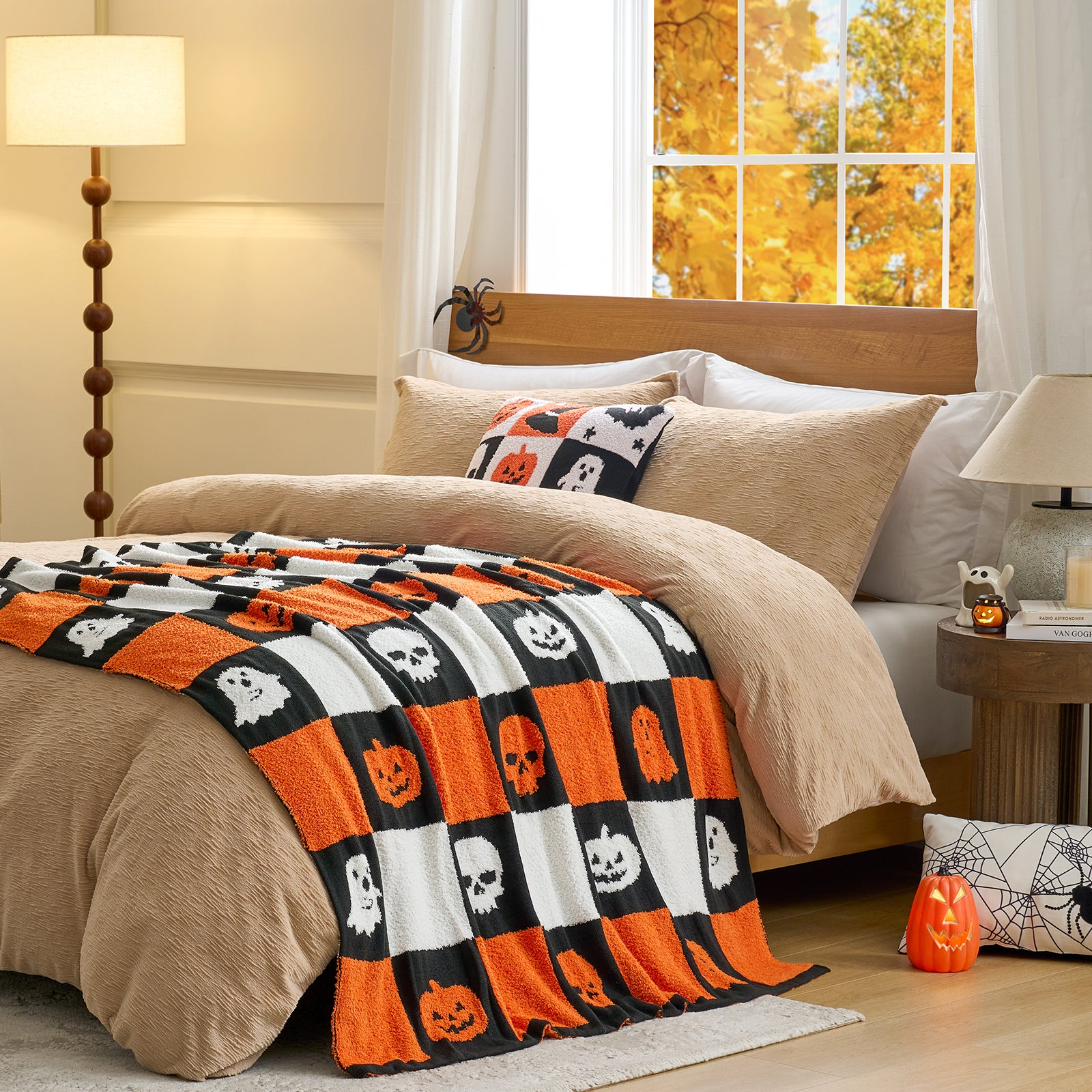 Halloween Ghost Skull Pumpkin Throw Blanket