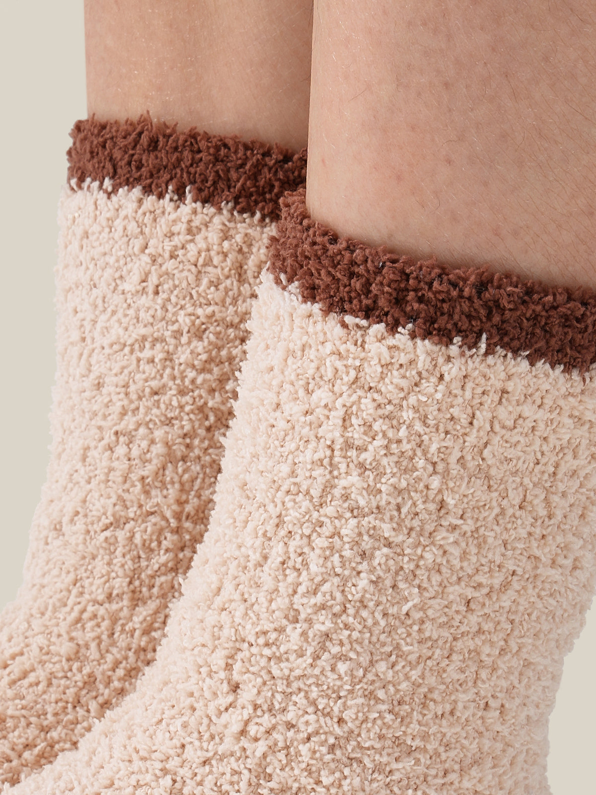 #color_Beige with Brown Trim