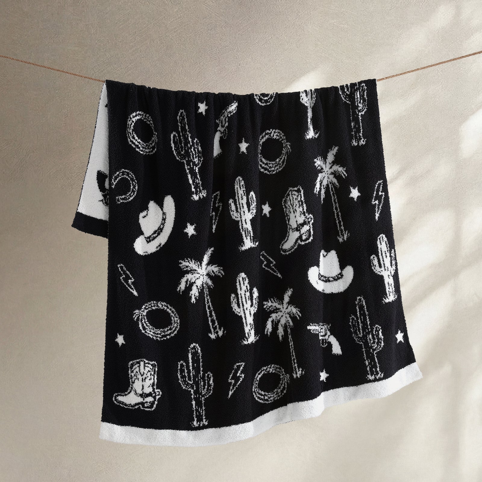 #color_Black