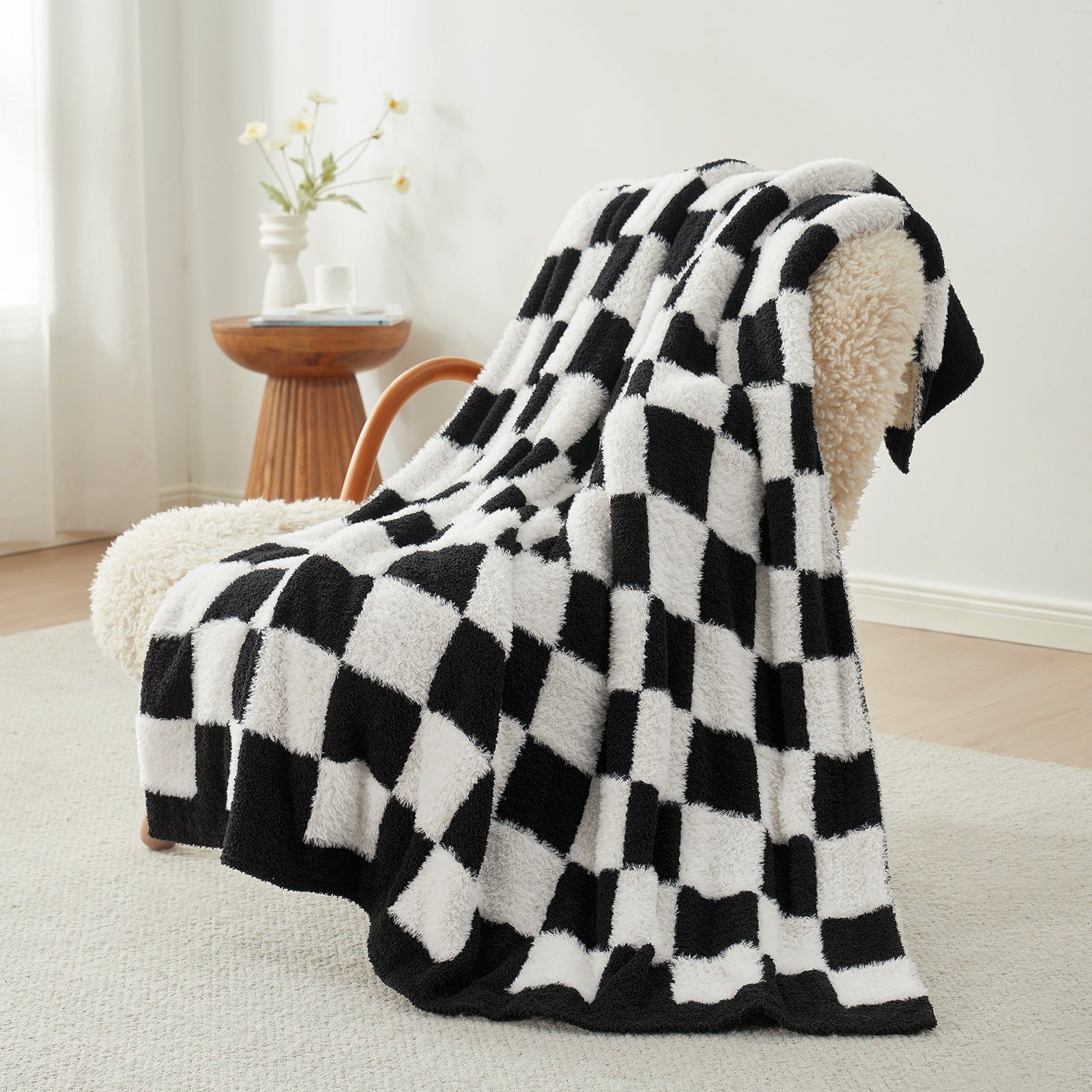 Checkered Faux Fur Microfiber Blanket