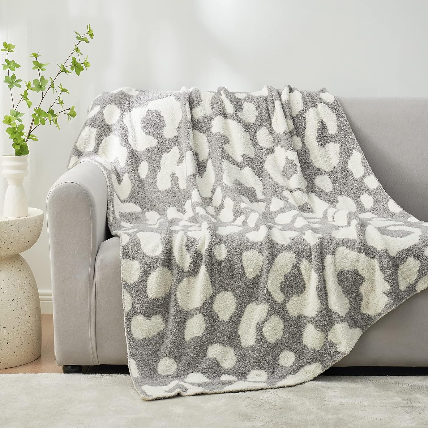 Ultra Soft Leopard Throw Blanket