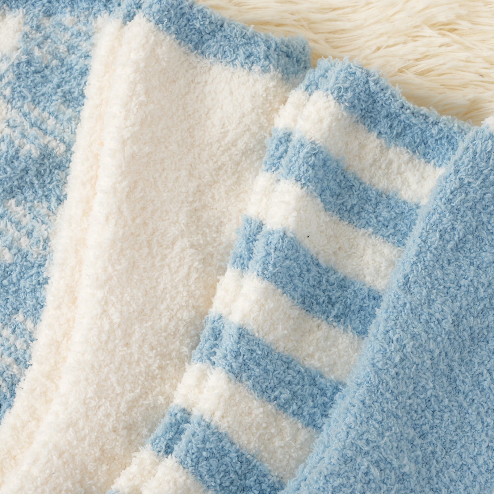 #color_Pale Blue