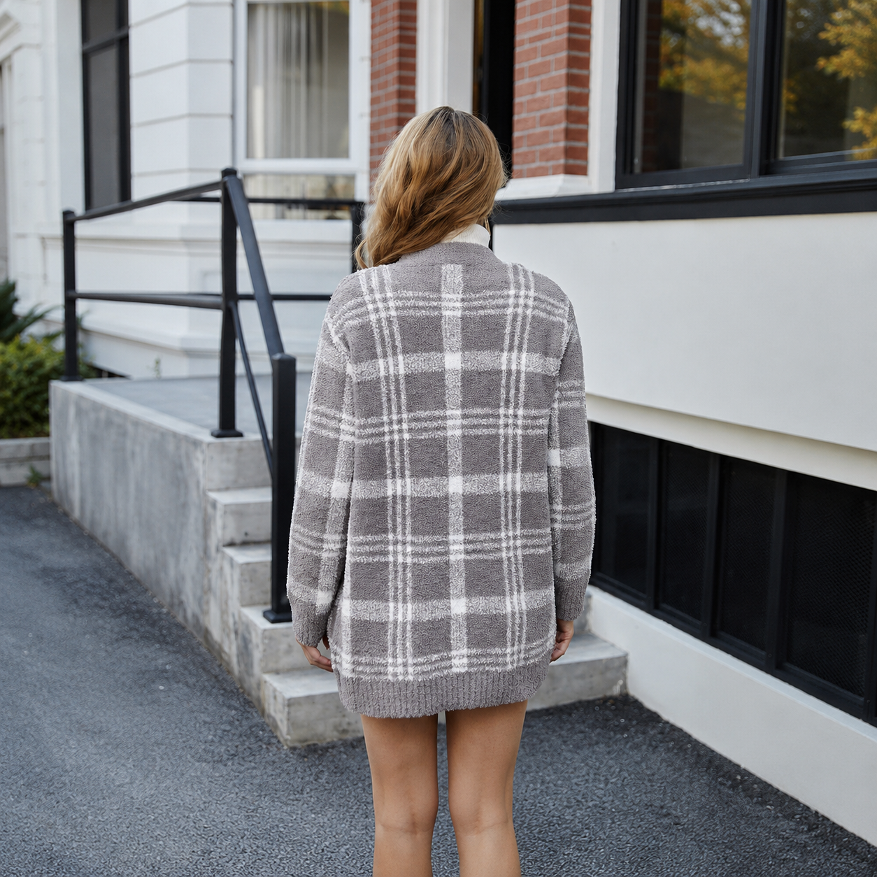 #color_Taupe Check