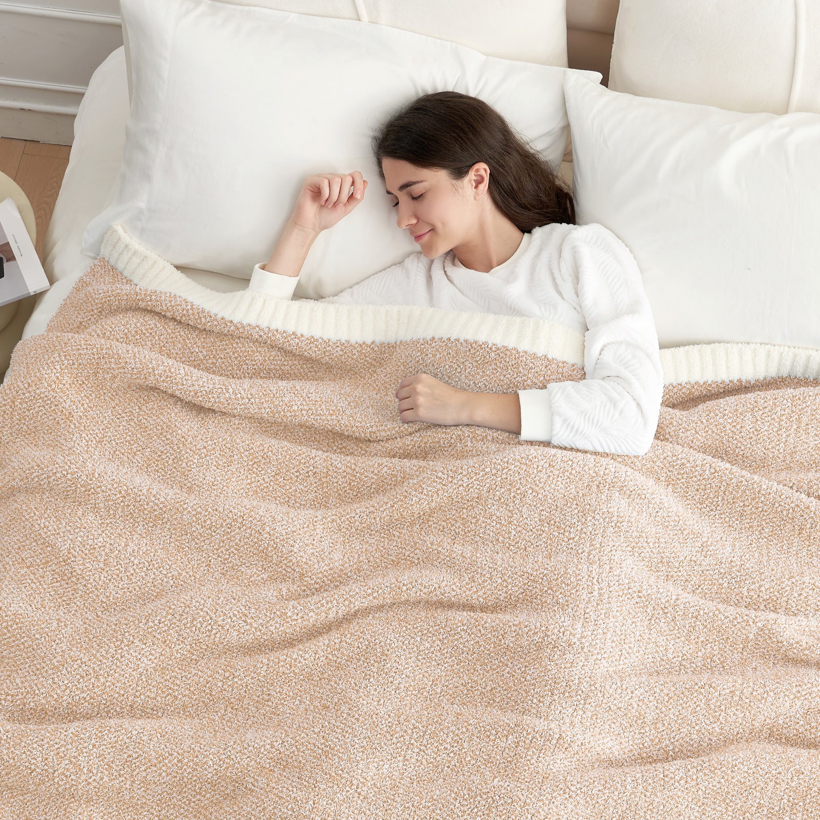 SnugCozy Essential Heather Feather Yarn Throw Blanket